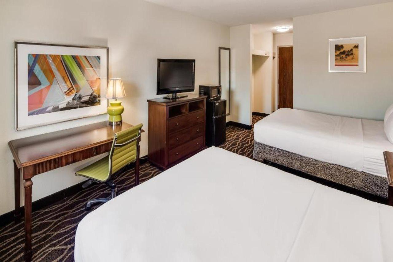 Bliss Point Inn & Suites 新布法罗 外观 照片